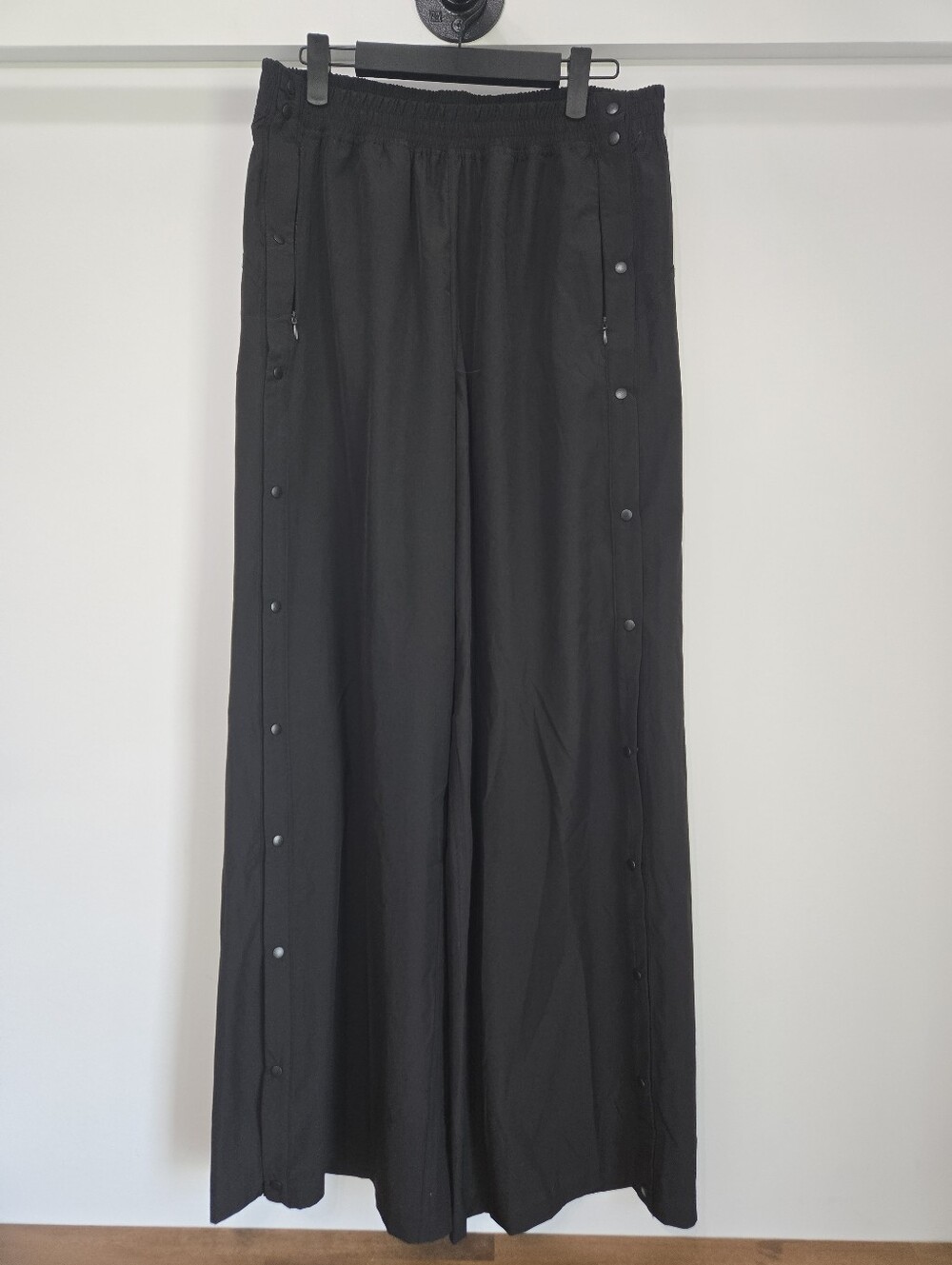 Cali 1850 Black Wide Leg Snap Side Pants Size Large